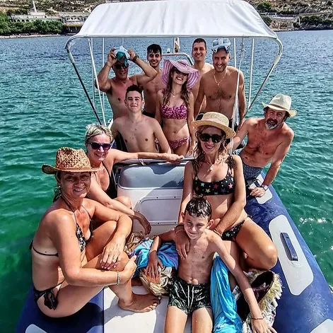 escursione in gommone con capitano cagliari holidays