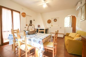 sala da pranzo- cagliari holidays villa solanas
