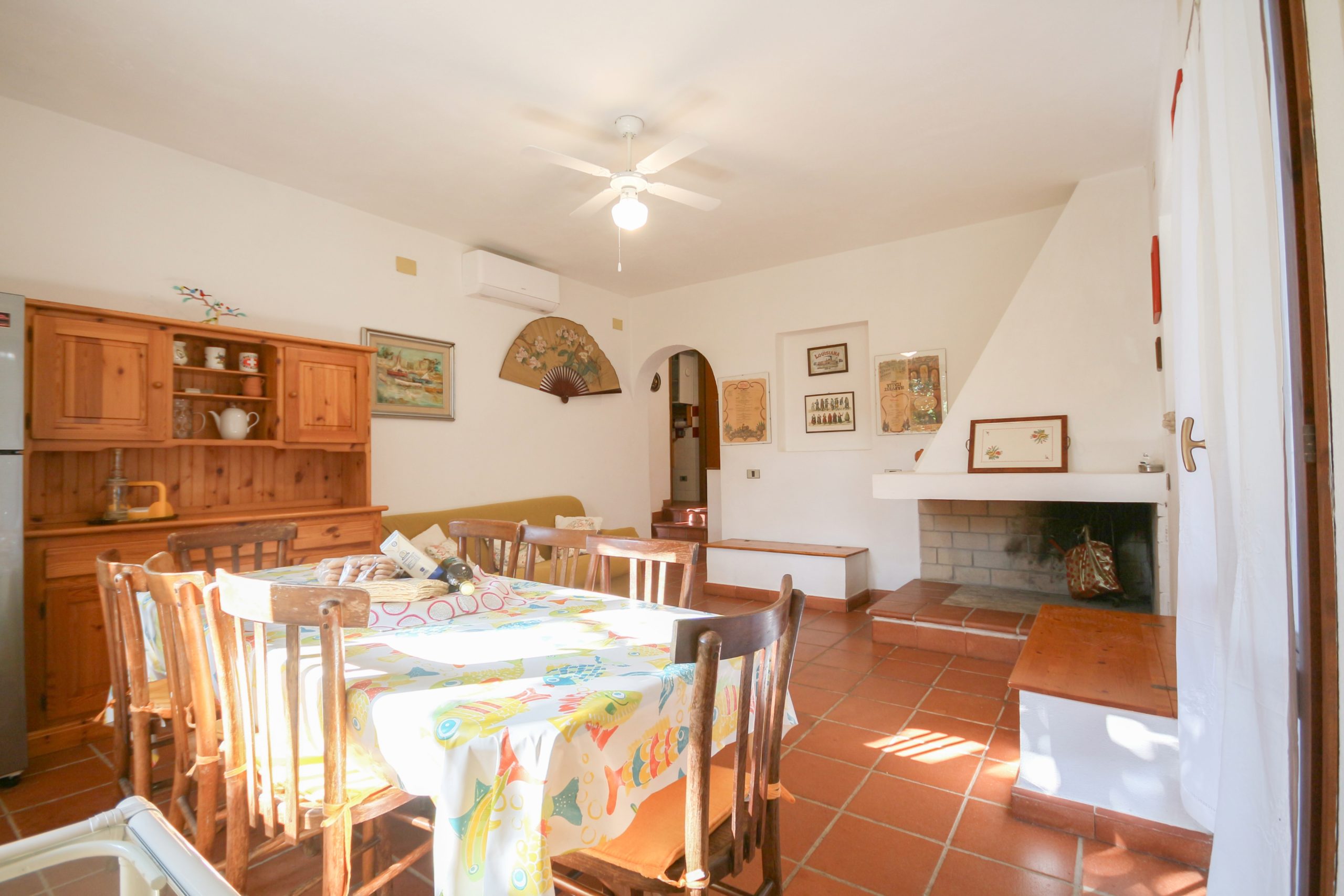 sala da pranzo- cagliari holidays villa solanas